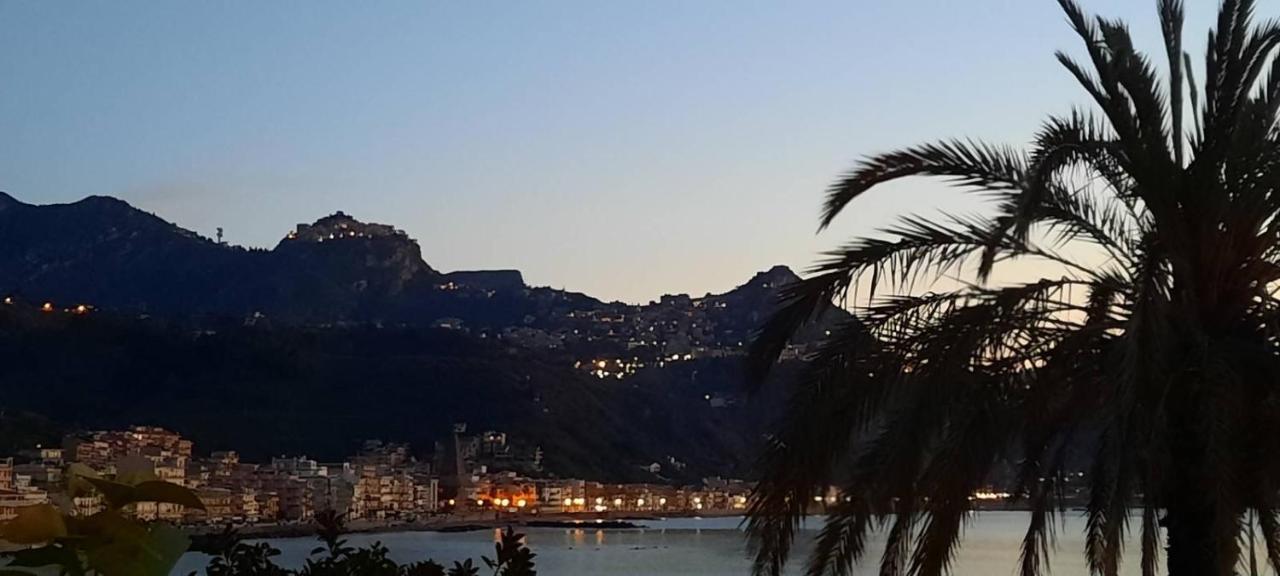 Appartamento Taormina Giardini-Naxos Екстер'єр фото